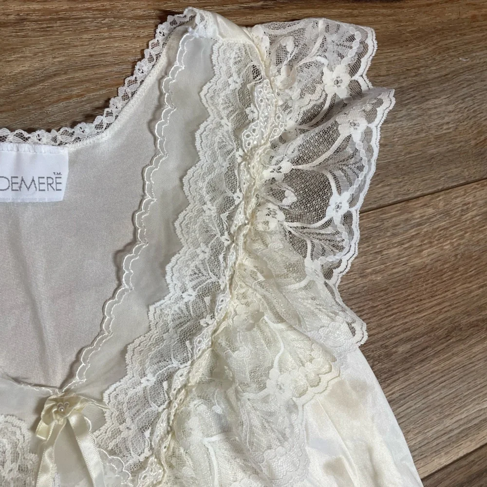 Vintage Vandemere romantic, Victorian, Cottagecore, Croquette Night slip gown - Picture 6 of 9